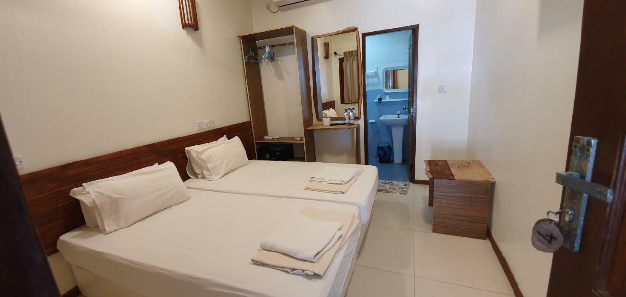 Surf Deck Ξενοδοχείο Thulusdhoo Εξωτερικό φωτογραφία
