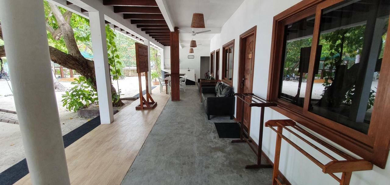 Surf Deck Ξενοδοχείο Thulusdhoo Εξωτερικό φωτογραφία